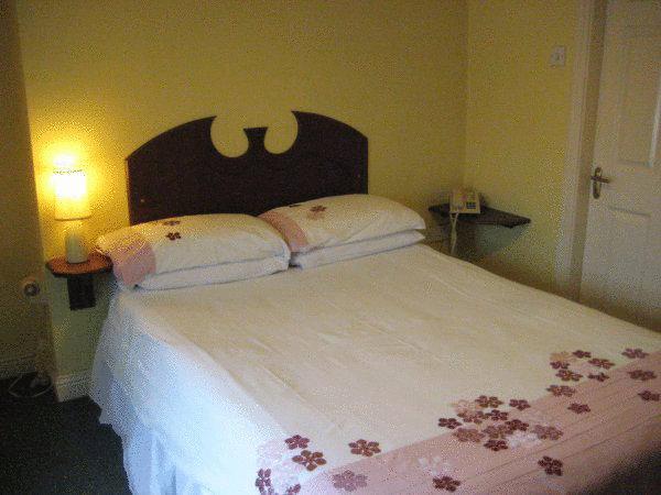 וואטרפורד The Anchorage Guest House חדר תמונה